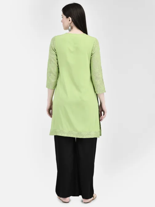 Ojjasvi Green Crepe Embroidered Kurta